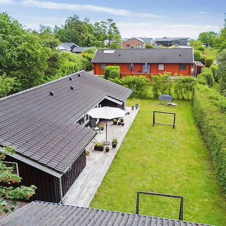 Holiday home Caro Ebeltoft