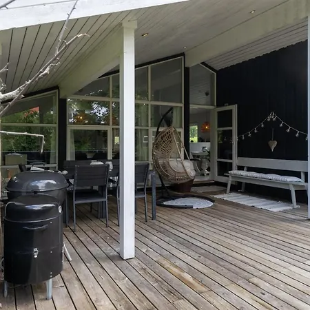 Caro - 900m From The Sea By Interhome *